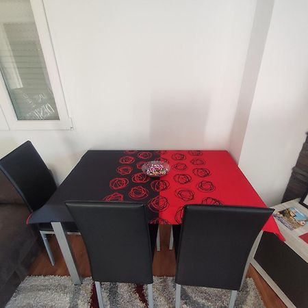 Apartamento Cerca Plaza Pilar サラゴサ エクステリア 写真