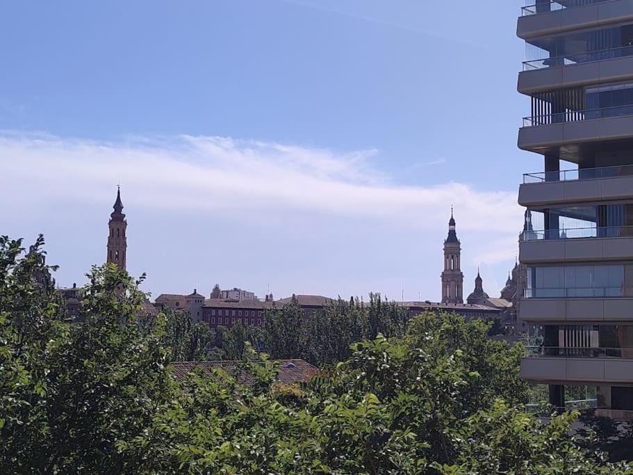 Apartamento Cerca Plaza Pilar サラゴサ エクステリア 写真