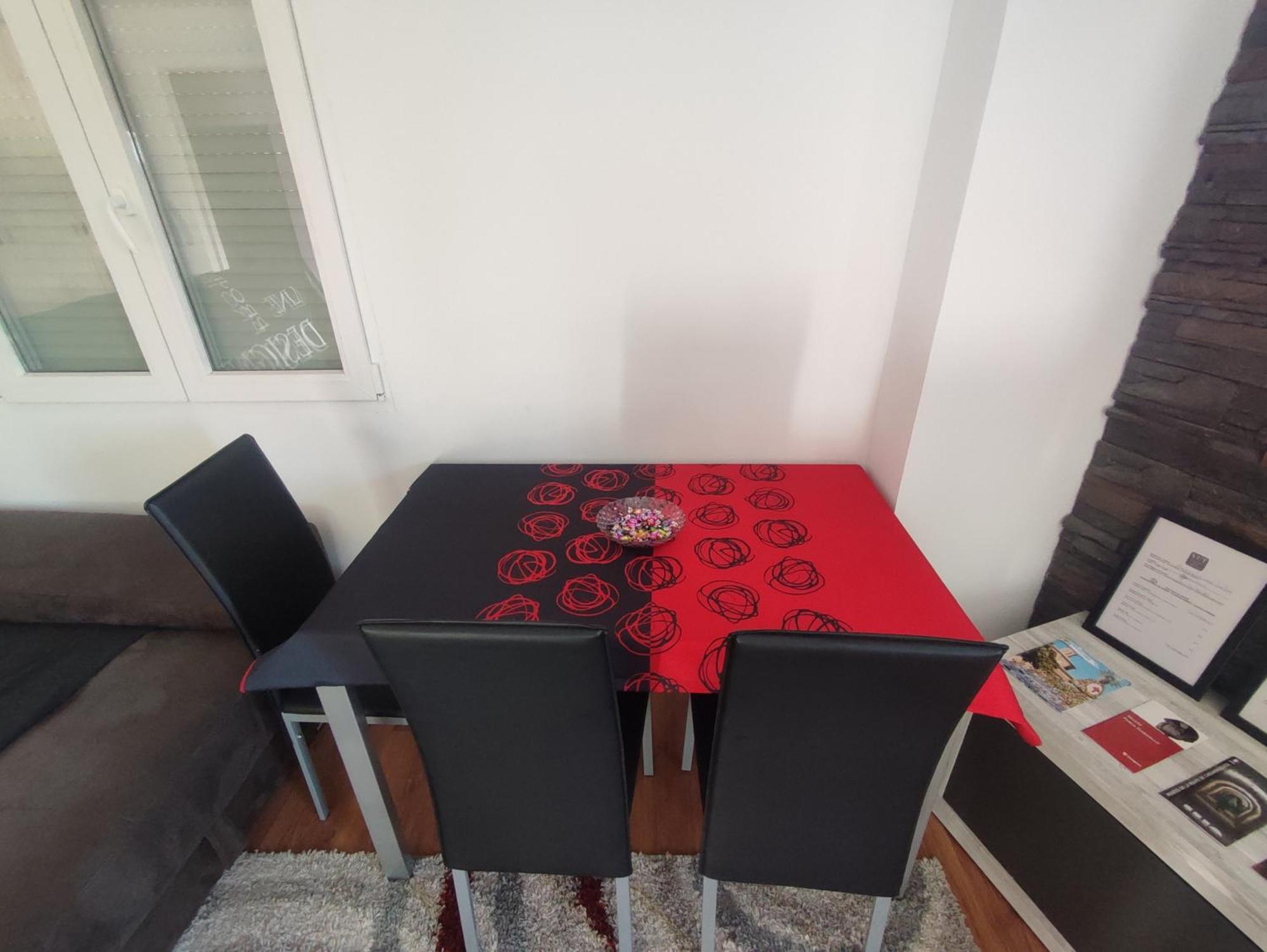 Apartamento Cerca Plaza Pilar サラゴサ エクステリア 写真